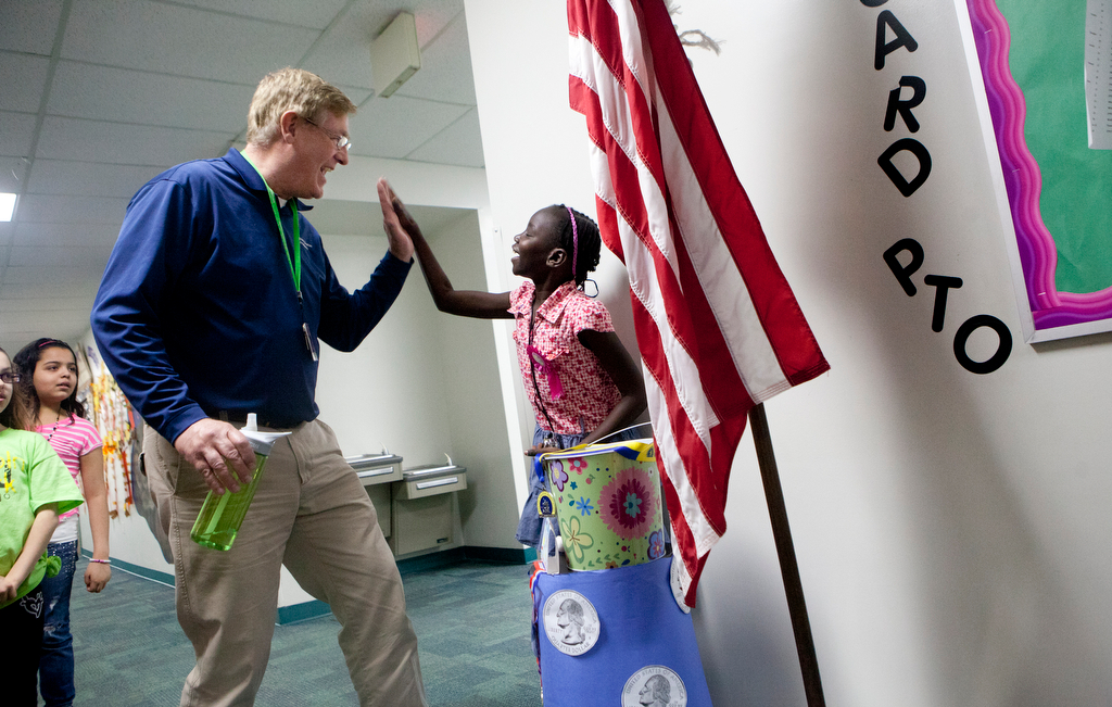 Students run for Boston Marathon victims at  Vanguard Charter Academy