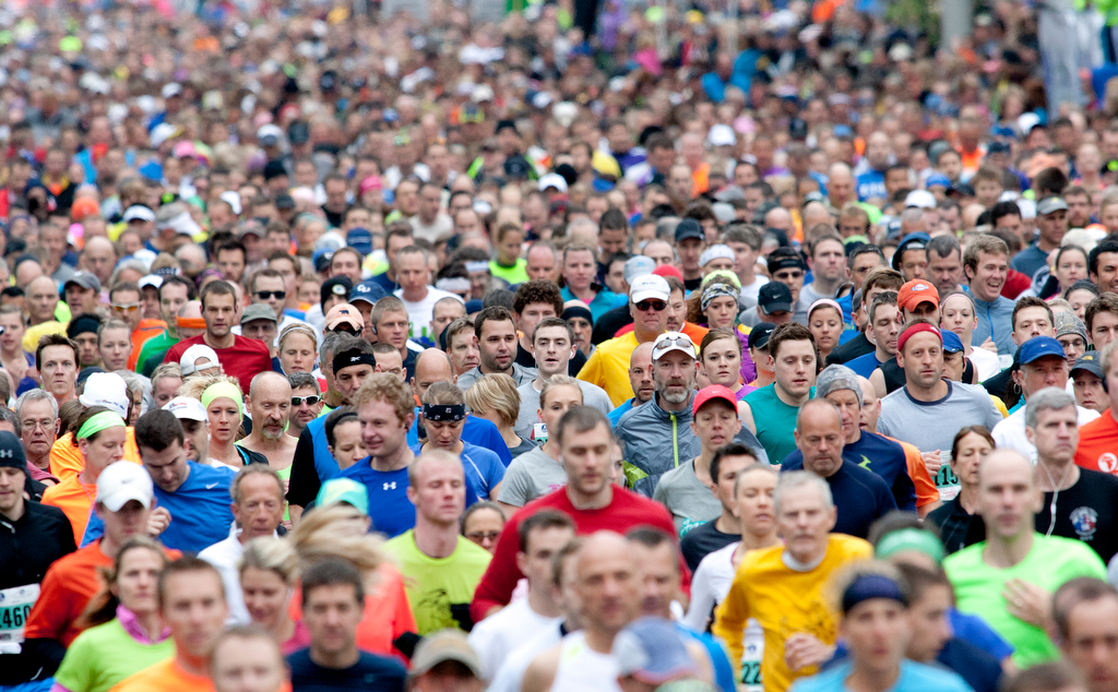 2013 Fifth Third River Bank Run starting line