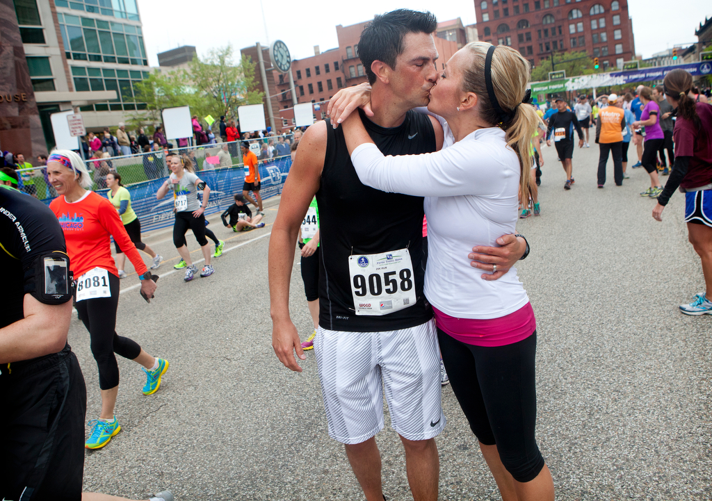 2013 Fifth Third River Bank Run finish line moments